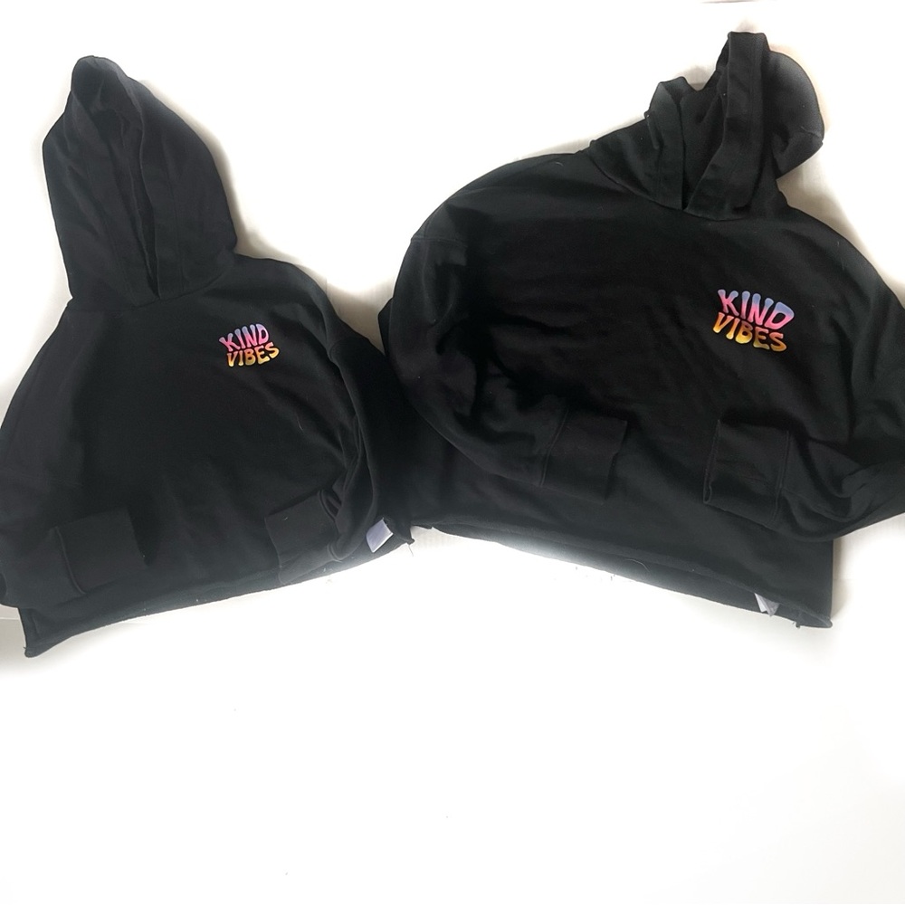 Old Navy Black Kind Vibes Sister/Friends Matching Cropped Hoodies - S & …